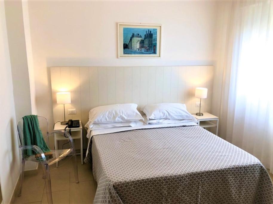 Hotel Villa Eleonora Scauri  Kültér fotó