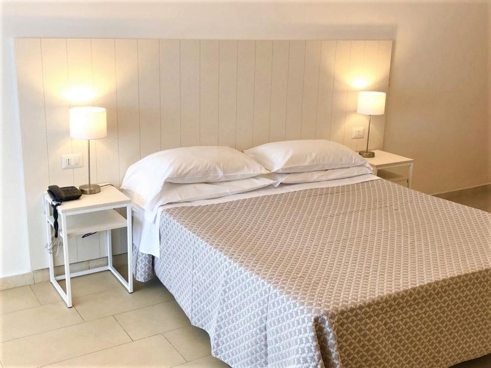 Hotel Villa Eleonora Scauri  Kültér fotó