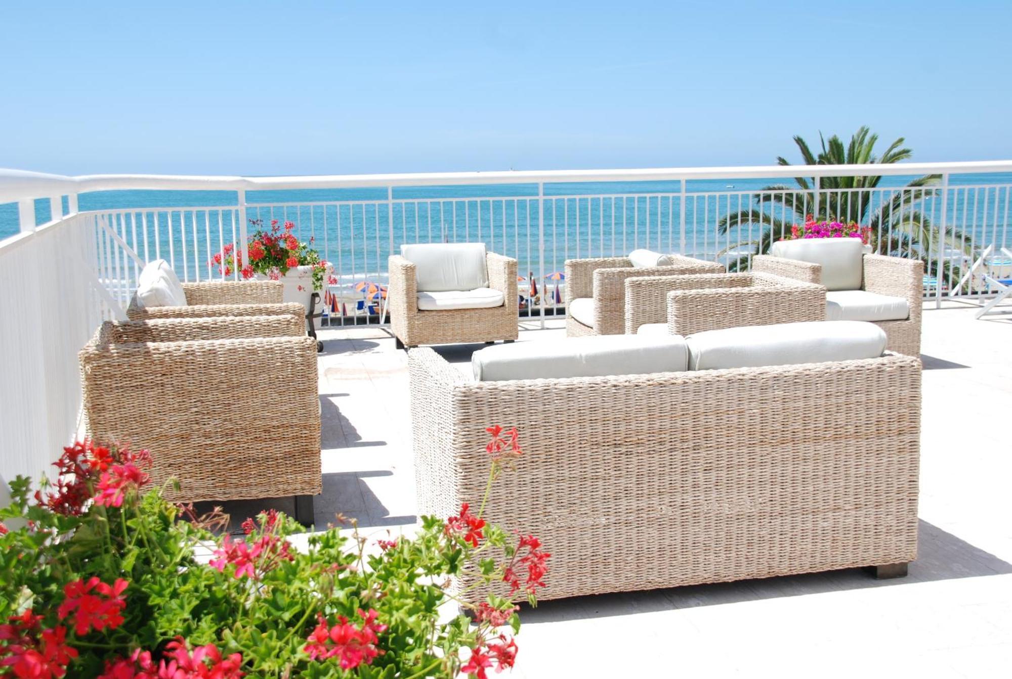 Hotel Villa Eleonora Scauri  Kültér fotó
