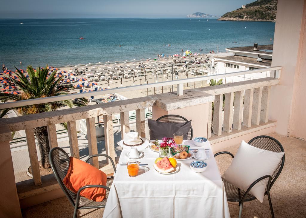 Hotel Villa Eleonora Scauri  Kültér fotó